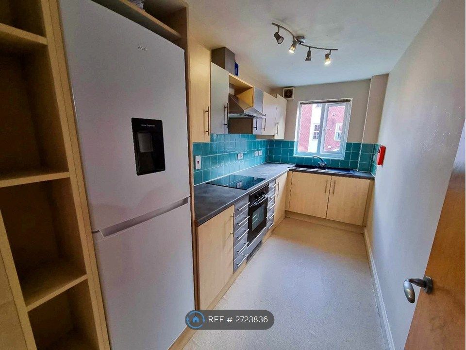 Property photo 3 of 11