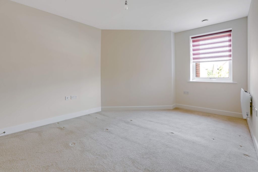 Property photo 3 of 8