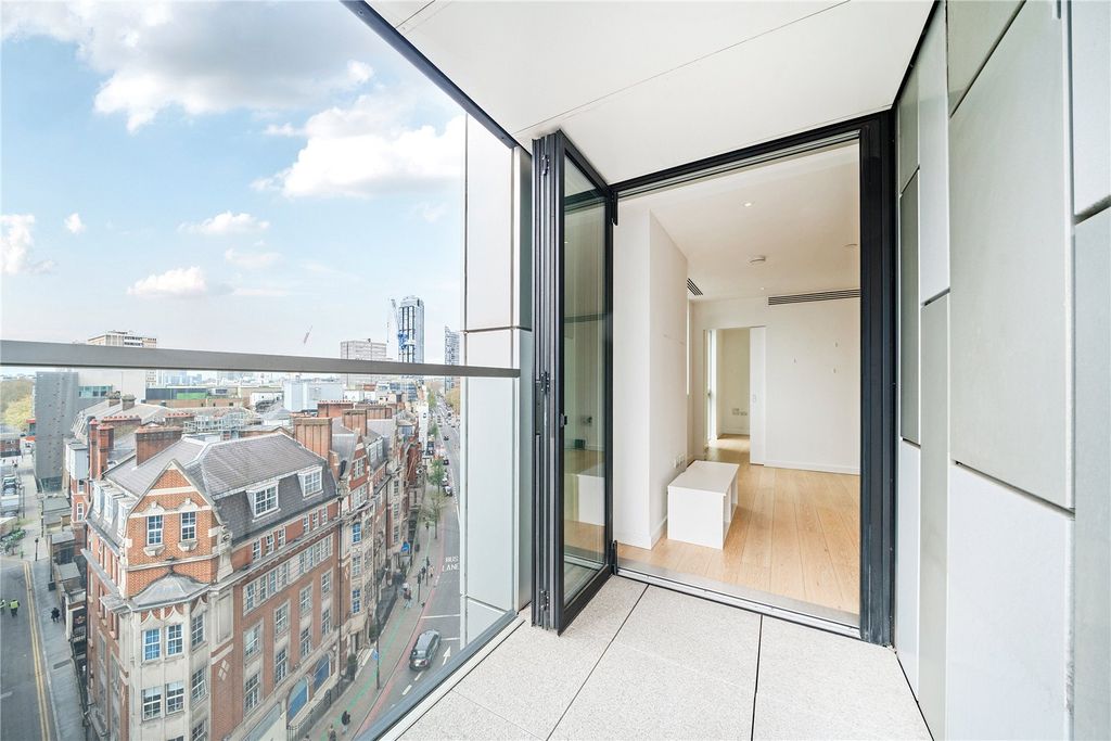 Property photo 3 of 12 Picture No. 24