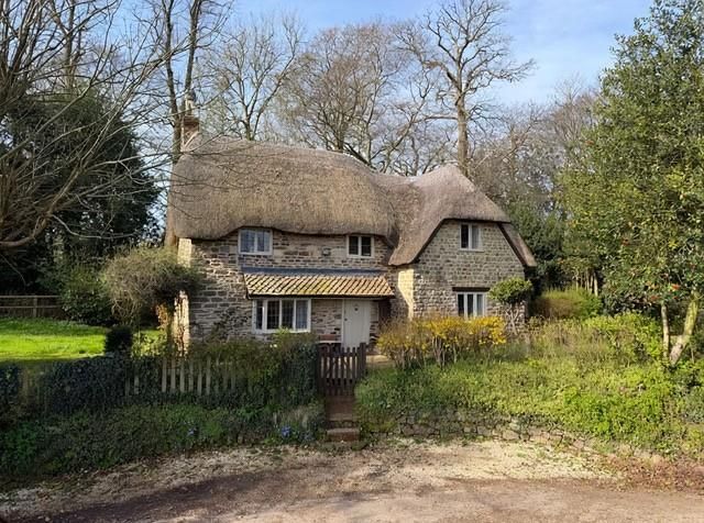 Property photo 1 of 32 Wans Cottage - Ft.Jpg
