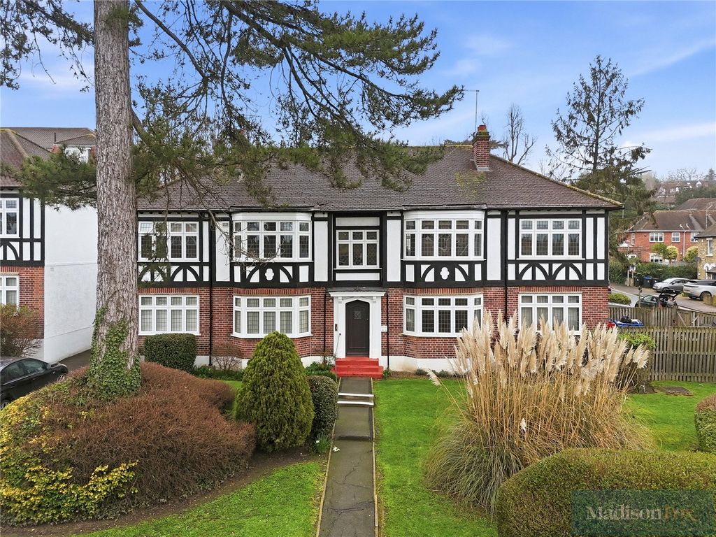 Property photo 1 of 16 Picture No. 04