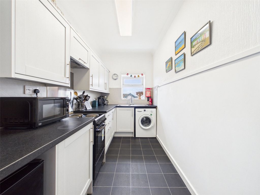 Property photo 2 of 10 Picture No. 02