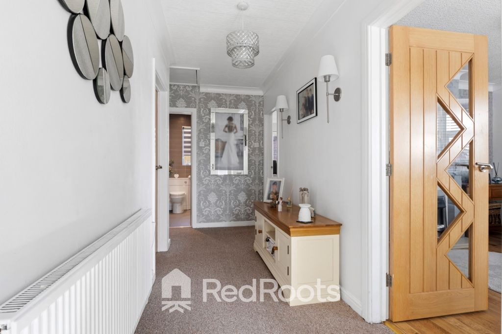 Property photo 2 of 23 3476122