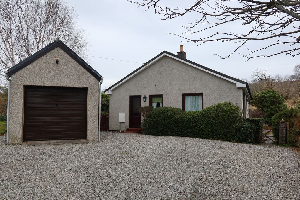 Property photo 3 of 47