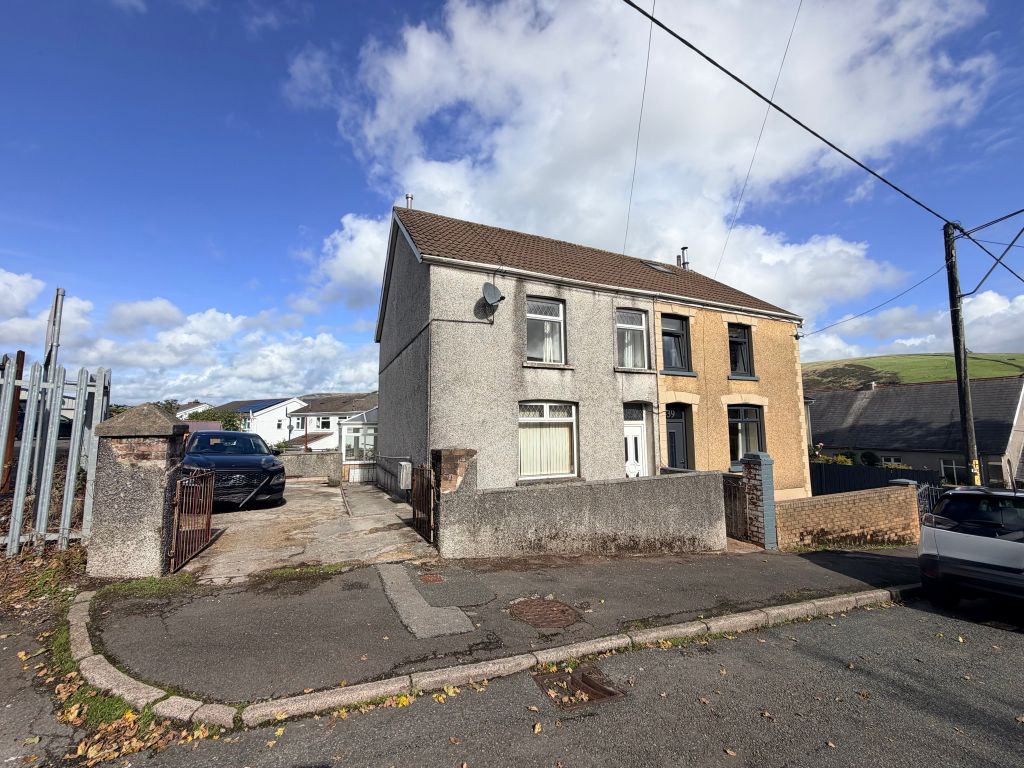 Property photo 1 of 26