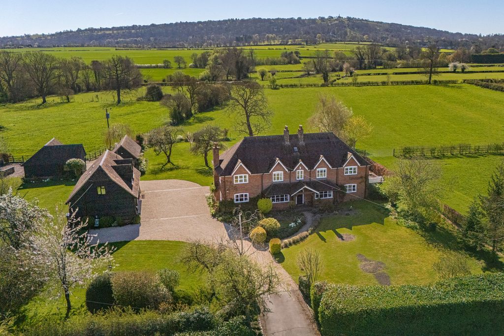 Property photo 1 of 23