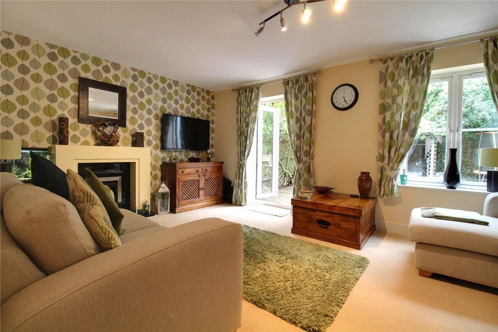Property photo 2 of 23 Picture No. 26