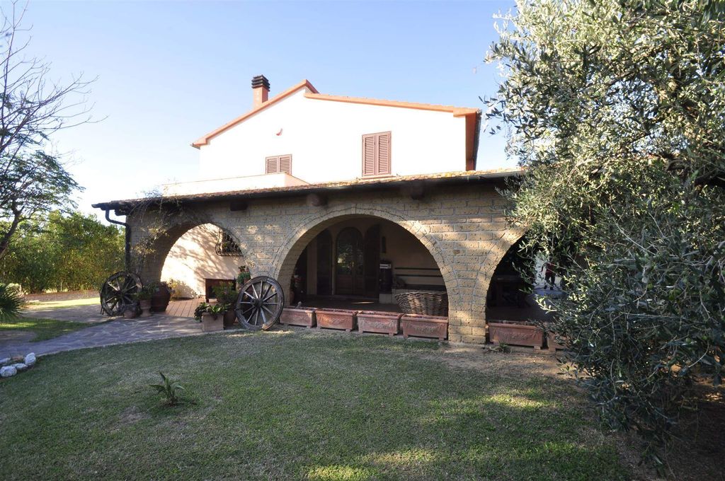 Property photo 1 of 29