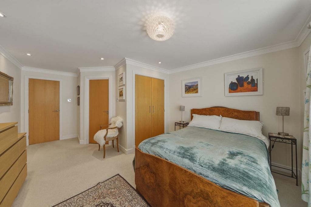 Additional image 11 of 2 bed flat for saleStandard Hill, Nottingham NG1