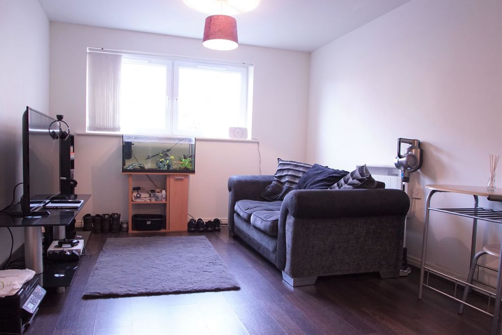 Property photo 2 of 8 Lowbridge8474Dsc01469.Jpg