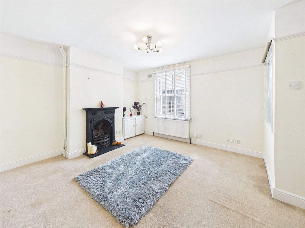 Property photo 3 of 15 Picture No. 25