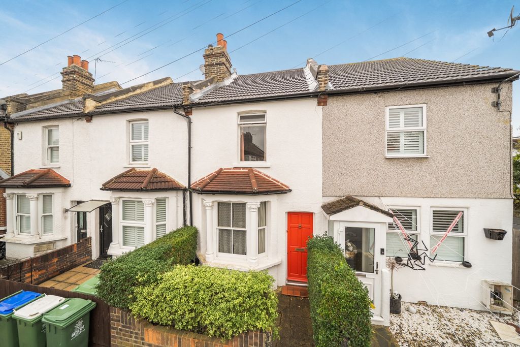 Property photo 1 of 18 5895100
