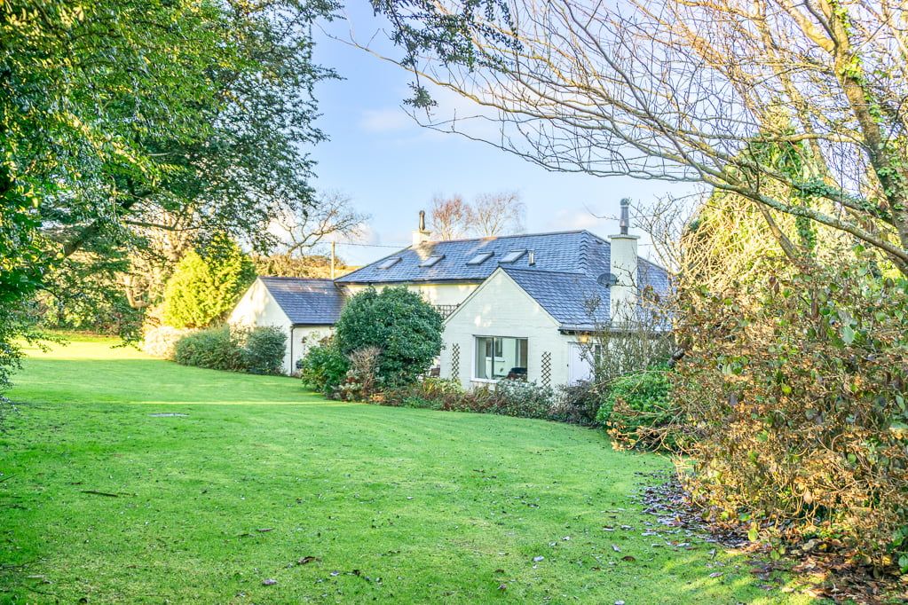 Property photo 2 of 36