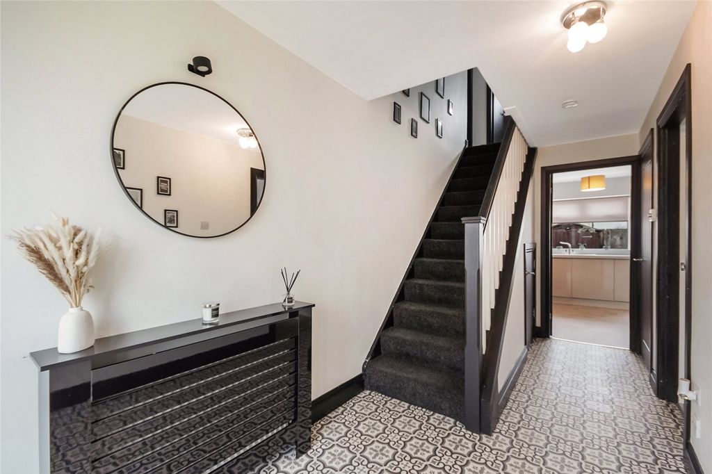 Property photo 2 of 18 Picture No. 02