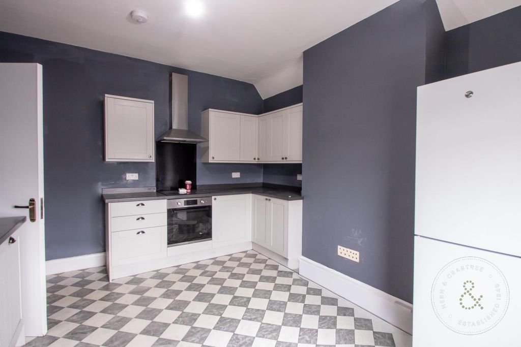 Property photo 3 of 8 Img_5932.Jpg