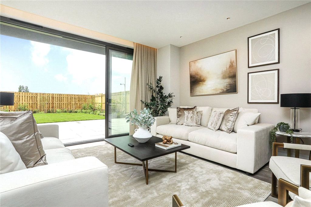 Property photo 3 of 24 Show Home Living