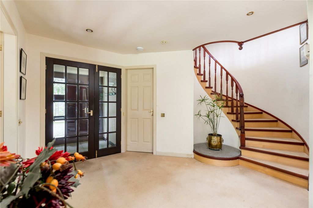 Property photo 3 of 28 Hallway