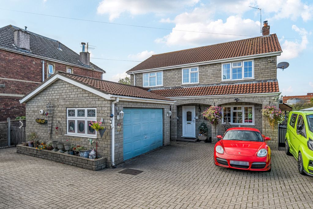 Property photo 1 of 15