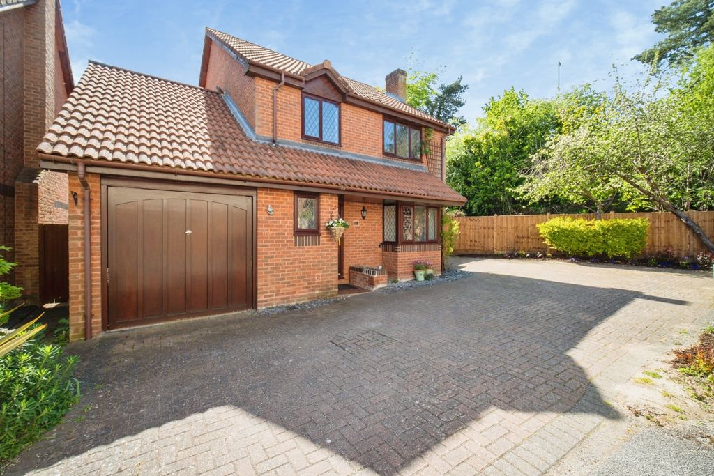 Property photo 1 of 18