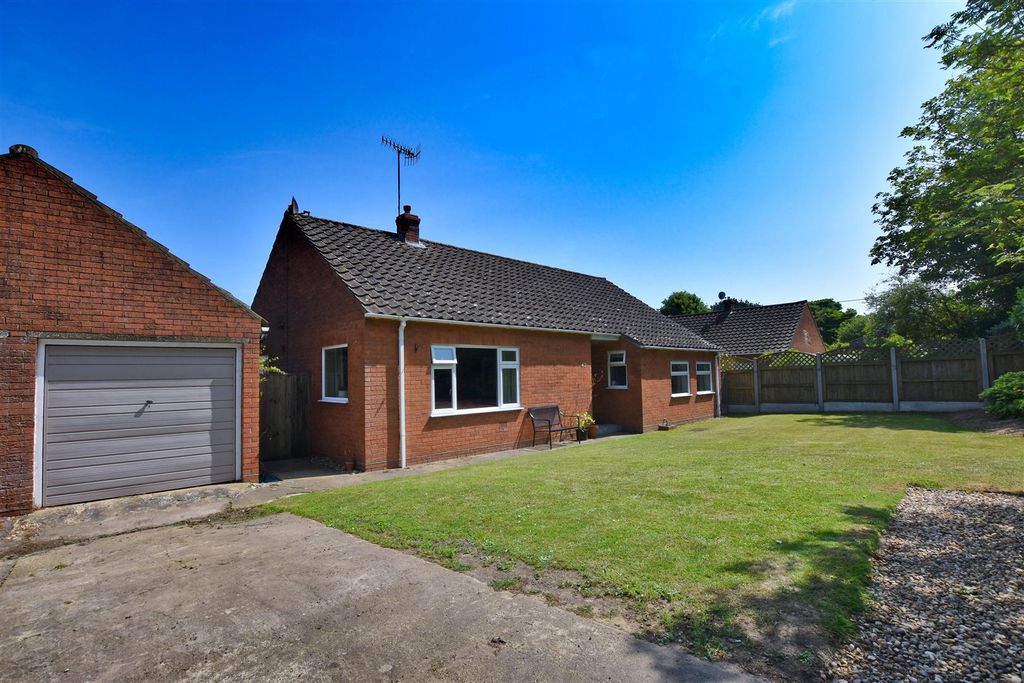 Property photo 1 of 19 Front