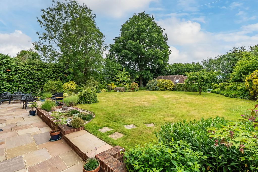 Property photo 3 of 18 Image
