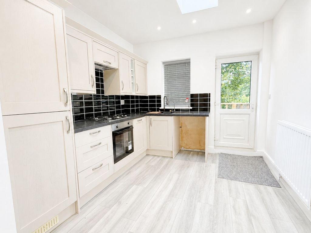 Property photo 2 of 11 Img_9544
