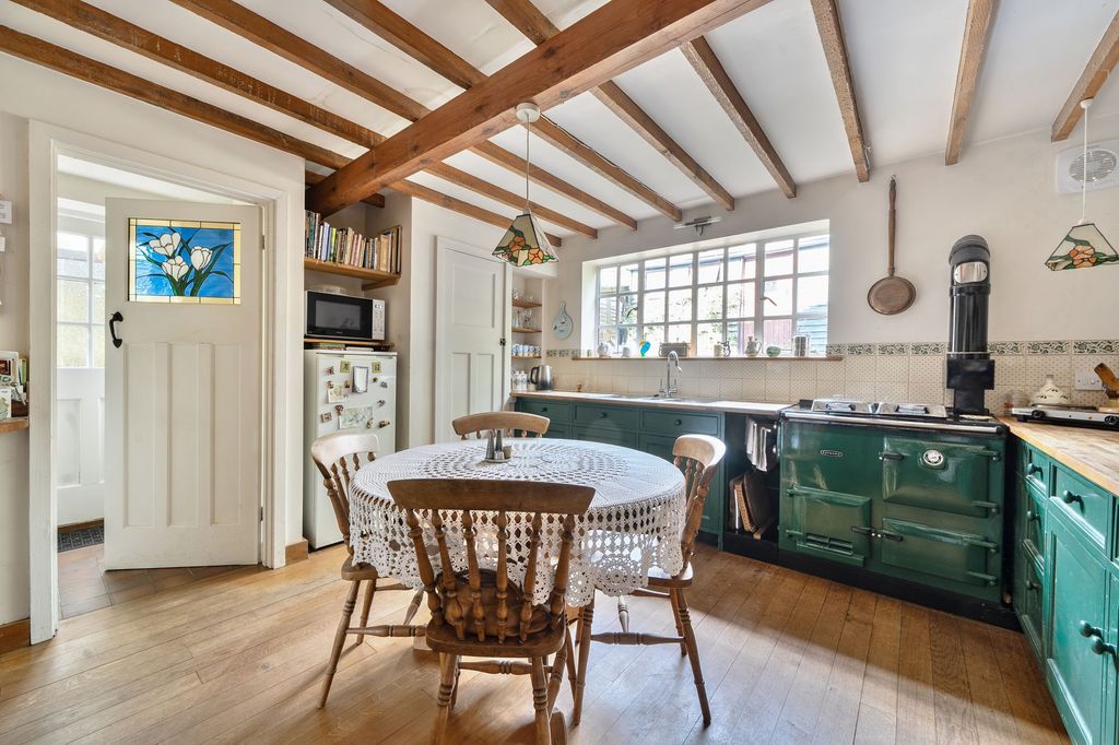 Property photo 2 of 17 Kitchen Breakfast Room
