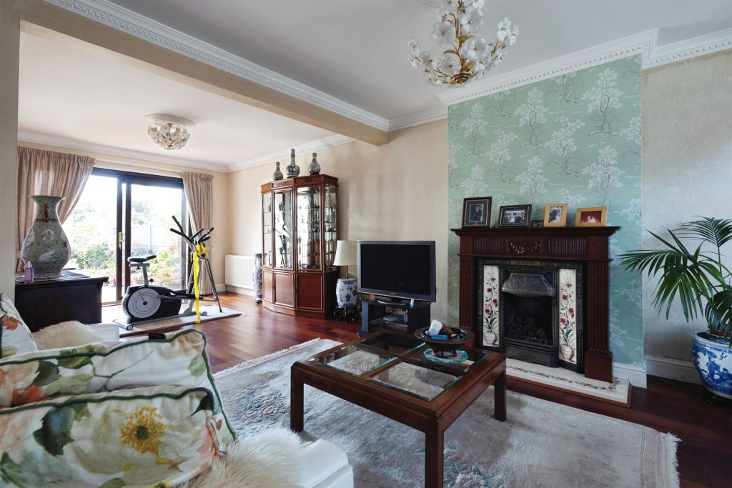 Property photo 2 of 15
