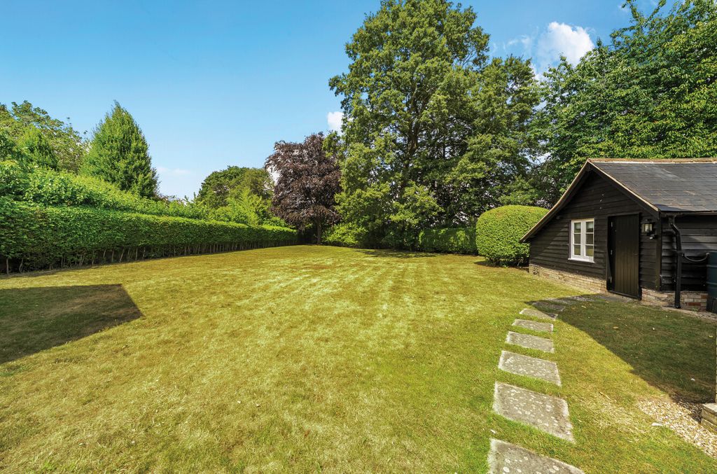 Property photo 3 of 24 1-6A5649Ad63222-1484164-11-6A5506Fc40631-1