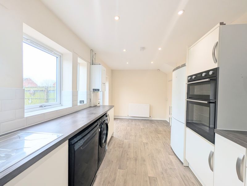 Property photo 3 of 16 Photo 15