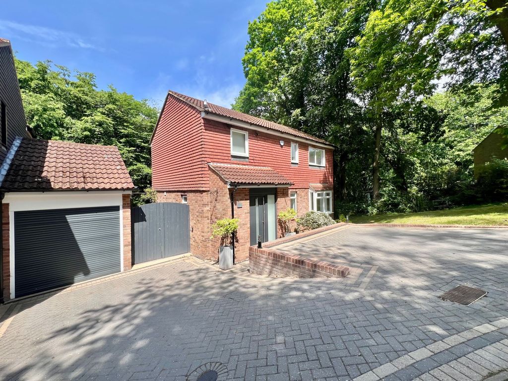 Property photo 1 of 20