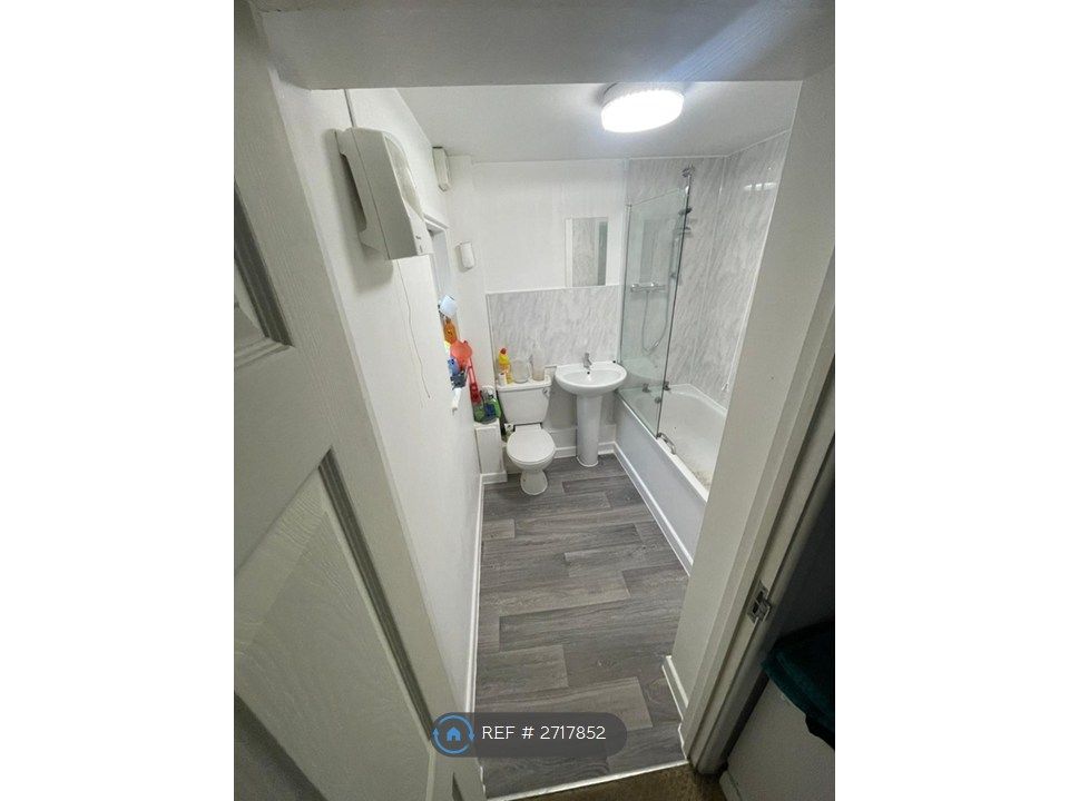 Property photo 3 of 6 Bathroom (Renovated April 2025)