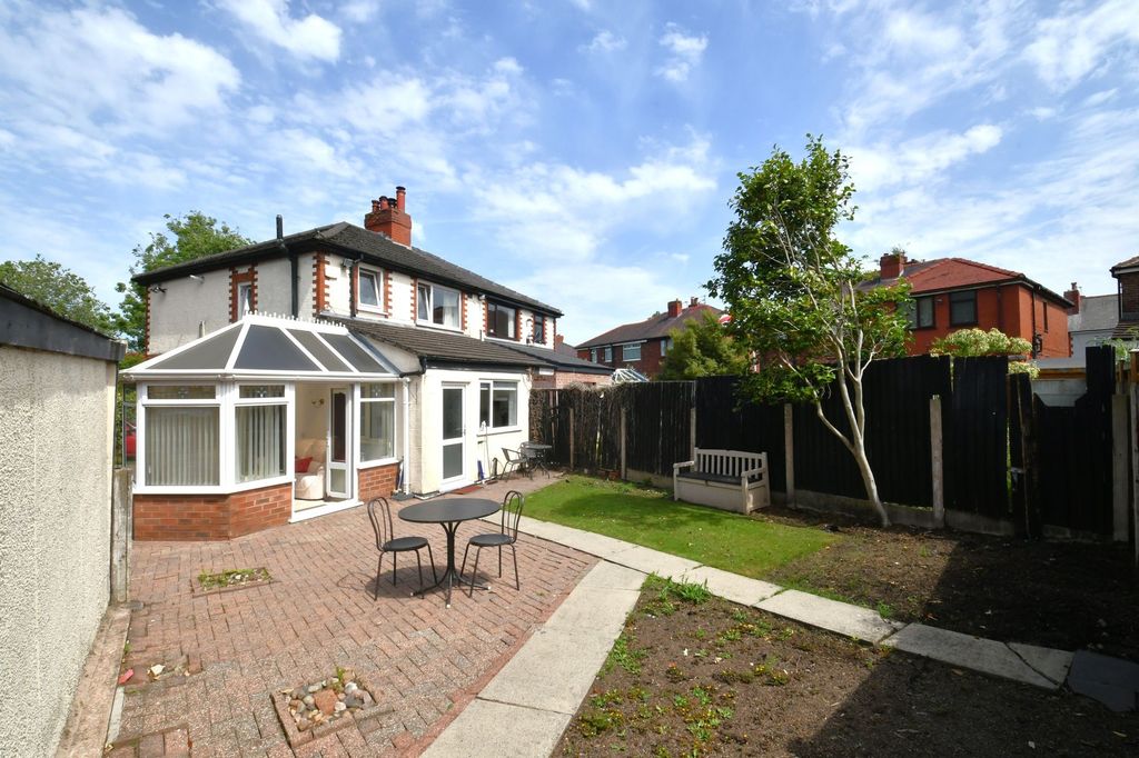 Property photo 1 of 24