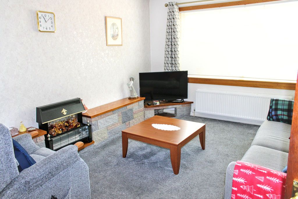 Property photo 3 of 16 Photo 7