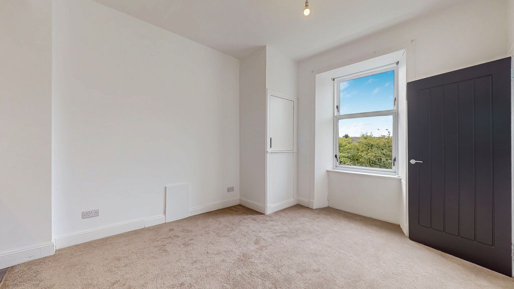 Property photo 2 of 22 11-Print-205 Cumbernauld Road Flat 3.3_10