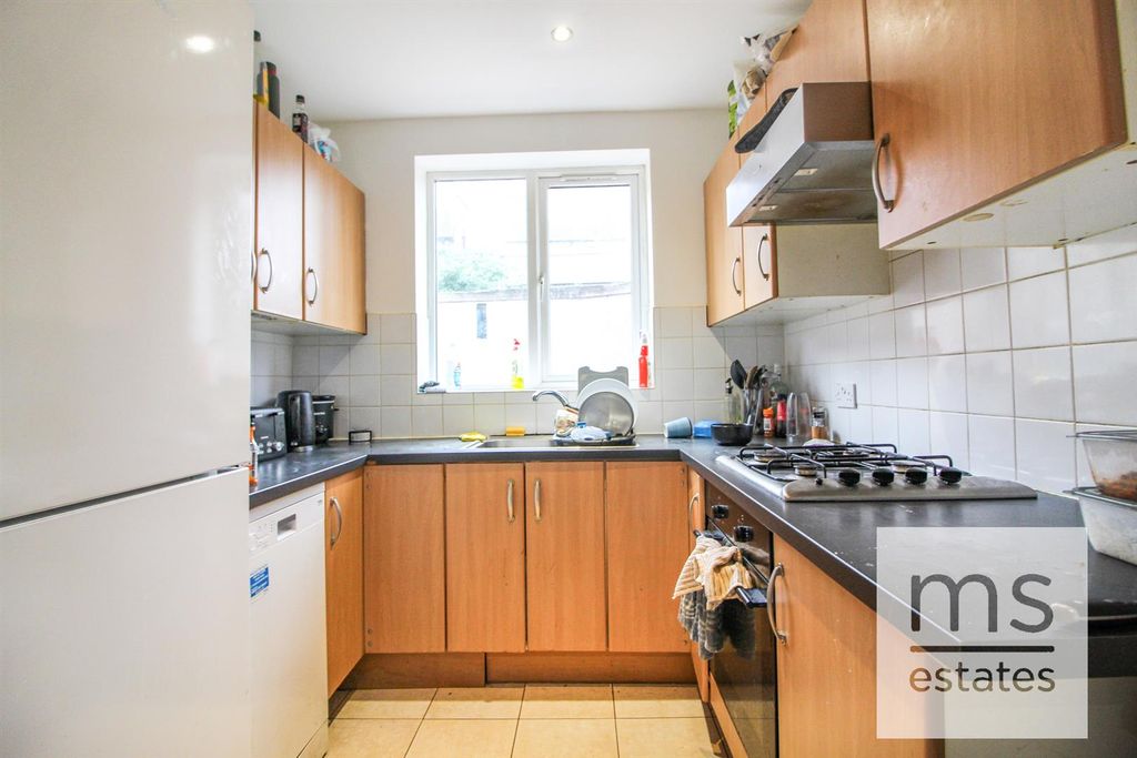 Property photo 3 of 14 Img_2221.Jpg