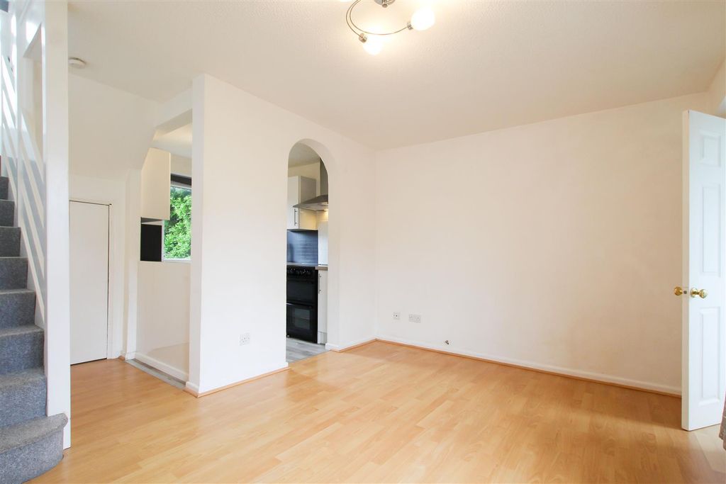 Property photo 3 of 10 Img_2425.Jpg