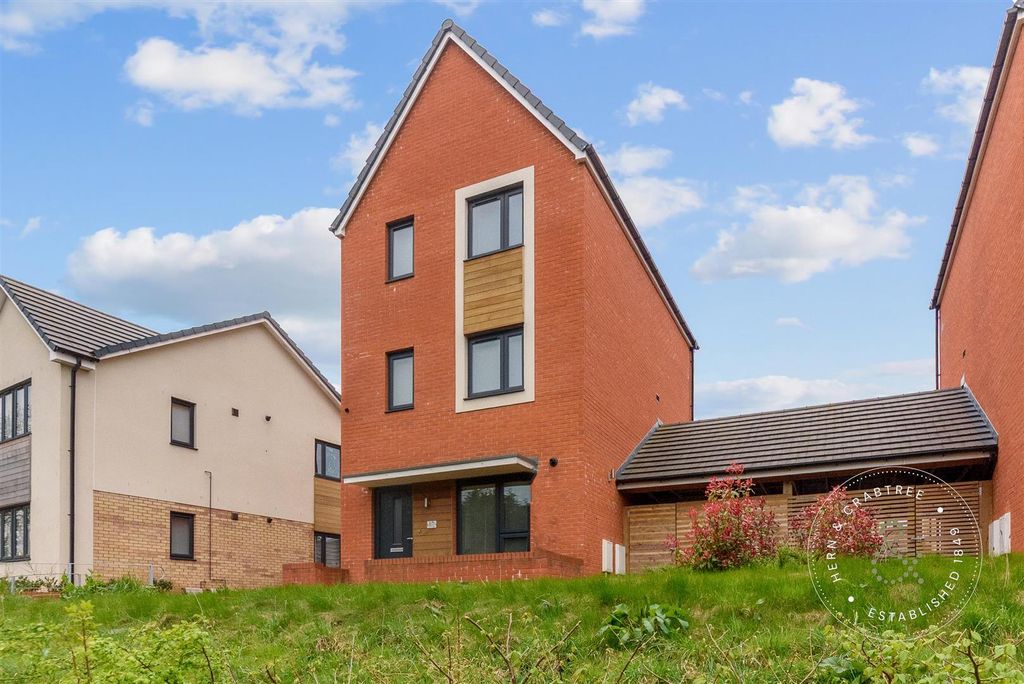Property photo 1 of 31 Clos-Y-Gadwyn-25.Jpg