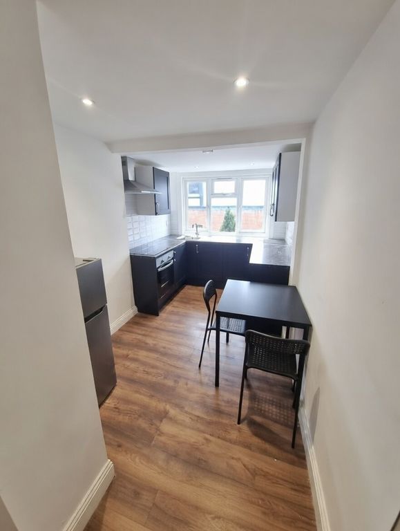 Property photo 3 of 3