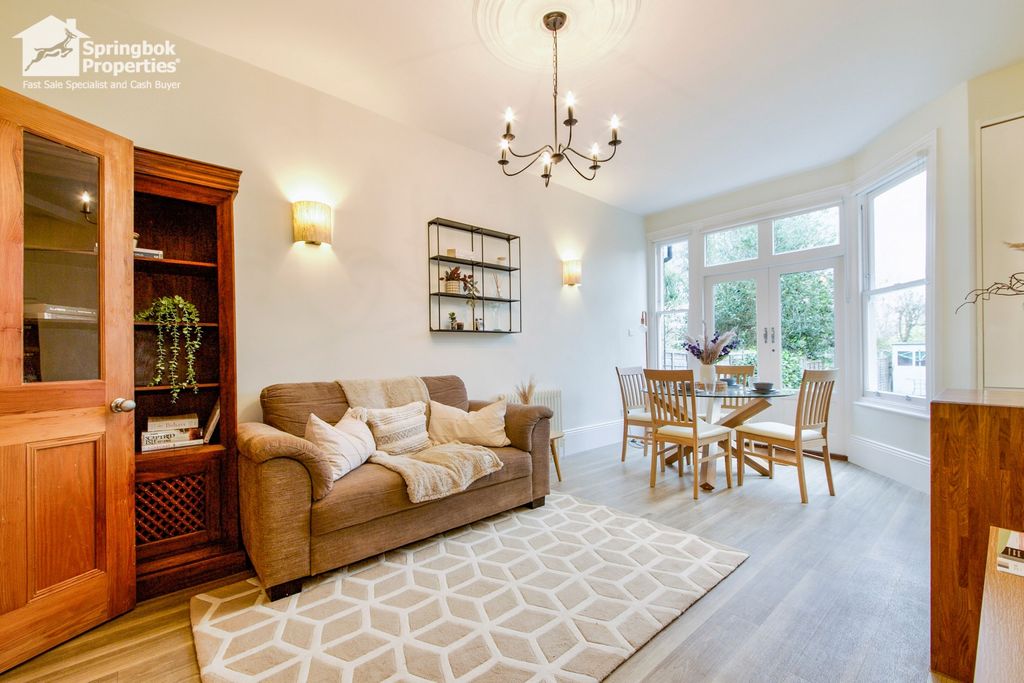 Property photo 3 of 13 Image 3