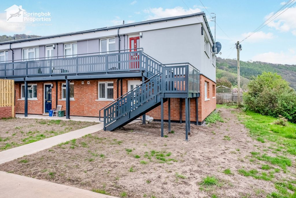 Property photo 1 of 18 Front View