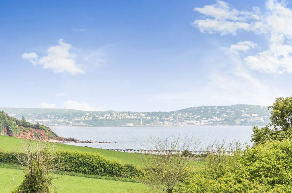 Property photo 3 of 31 1125636 (25).Jpg