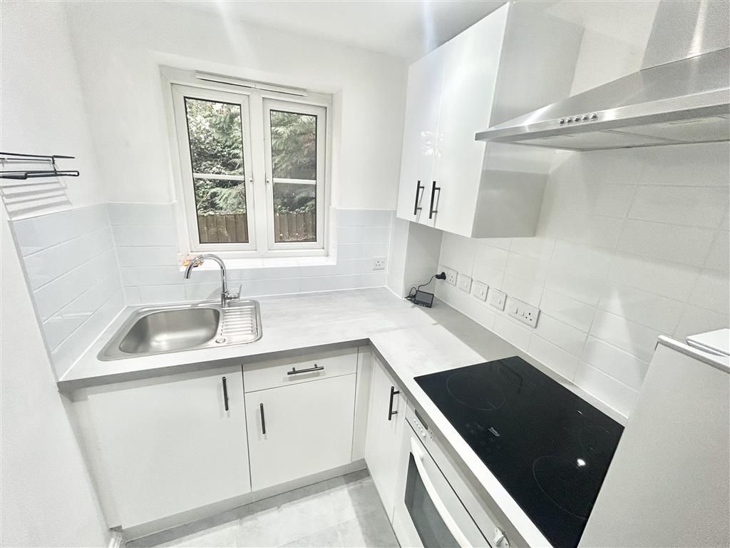 Property photo 2 of 13 Image