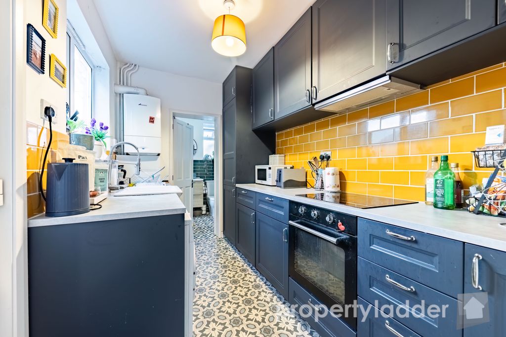 Property photo 2 of 15 Pl-9