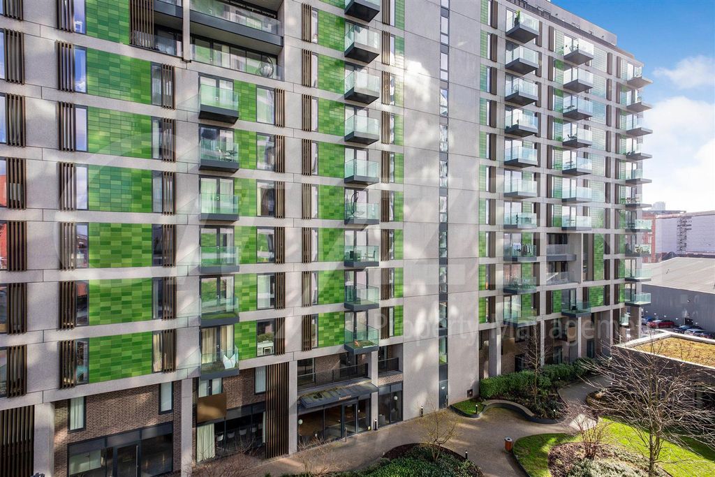 Property photo 2 of 20 Local Blackfriars