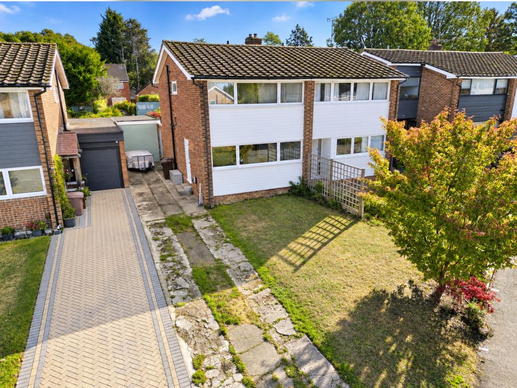 Property photo 1 of 16 5553351