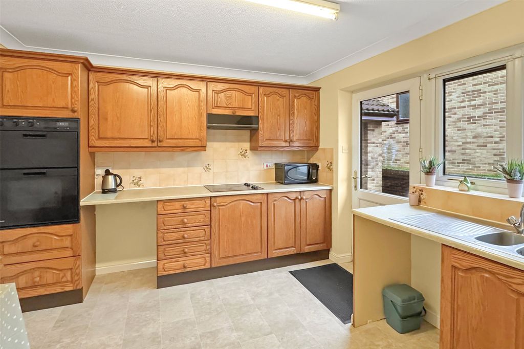 Property photo 2 of 14 2 - Picture No. 23