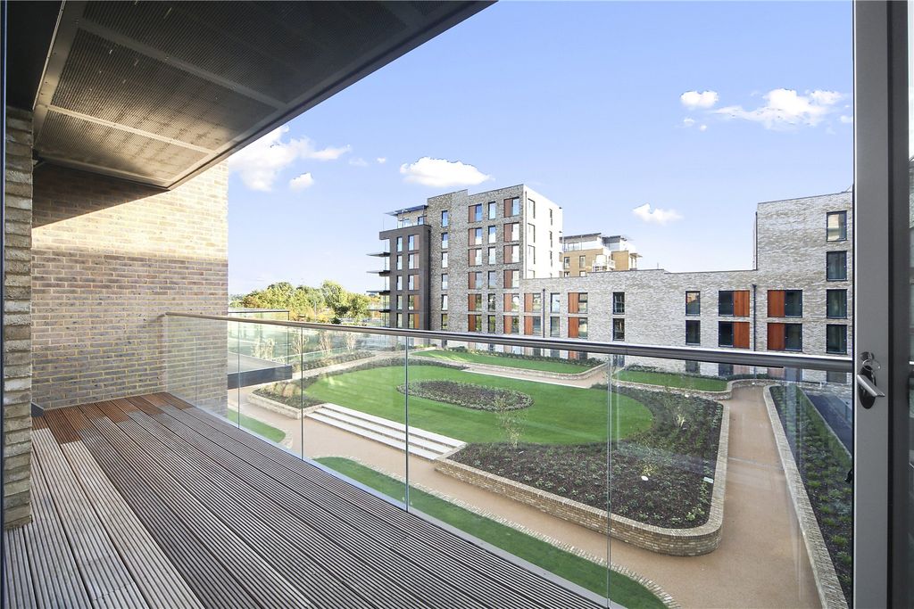 Property photo 2 of 10 Picture No. 11