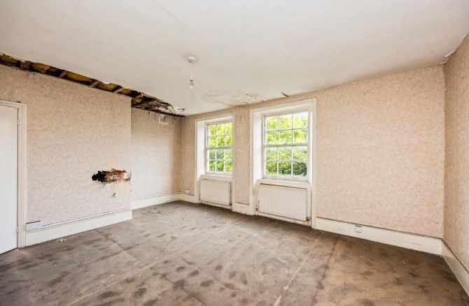 Property photo 3 of 46