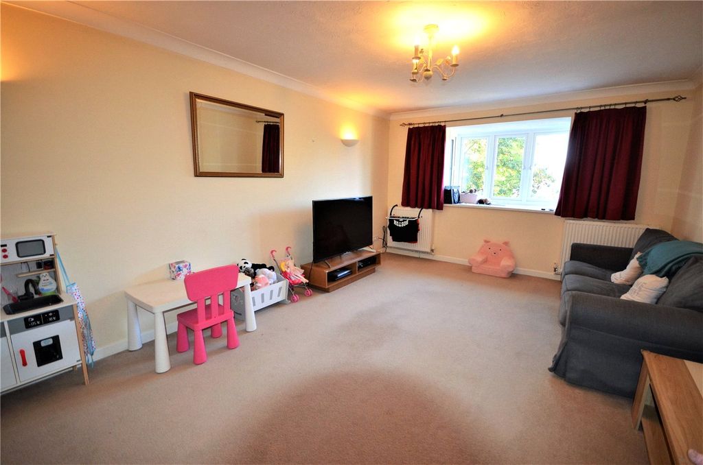 Property photo 3 of 7 Picture No. 15